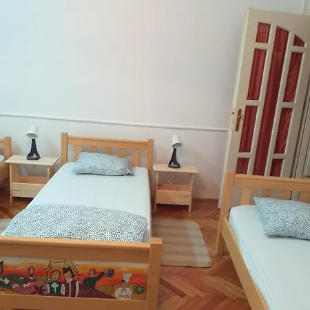 Tara's Hostel